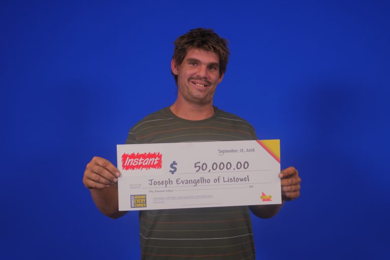 Listowel man claims $50 thousand prize in OLG game