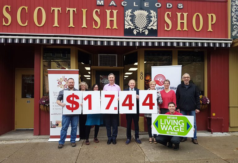 How much does it cost to make ends meet in Perth County?