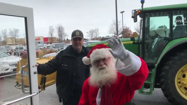 Santa Arrives at the Mall
