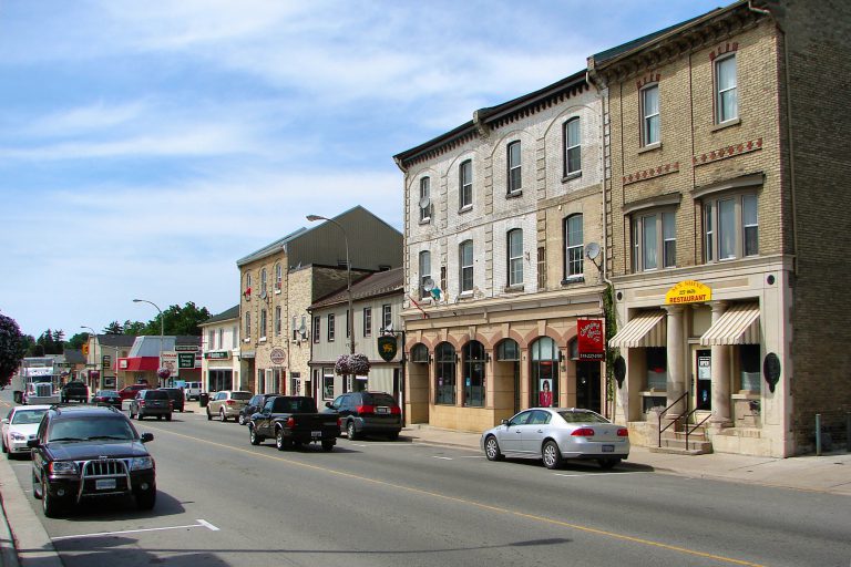 Province to help with costs of upgrades to Lucan intersection