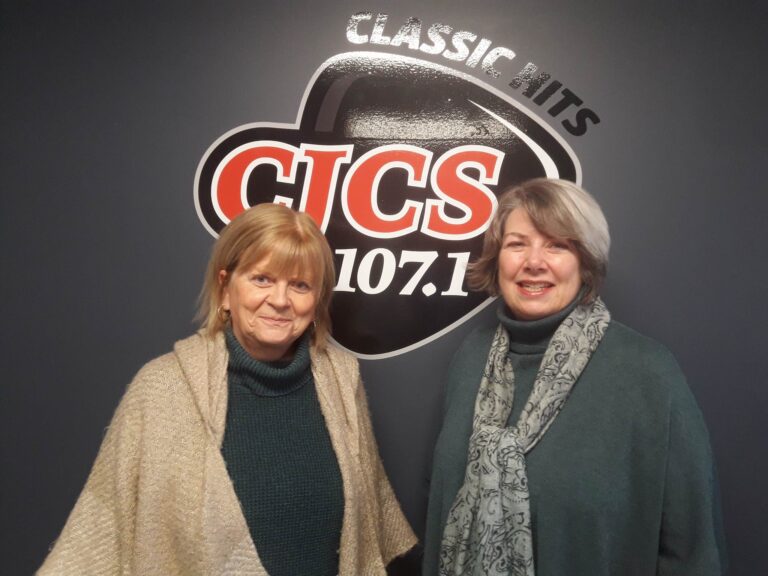 Sue Wakelin and Lucie Stuart with Rotary Hospice Stratford Perth
