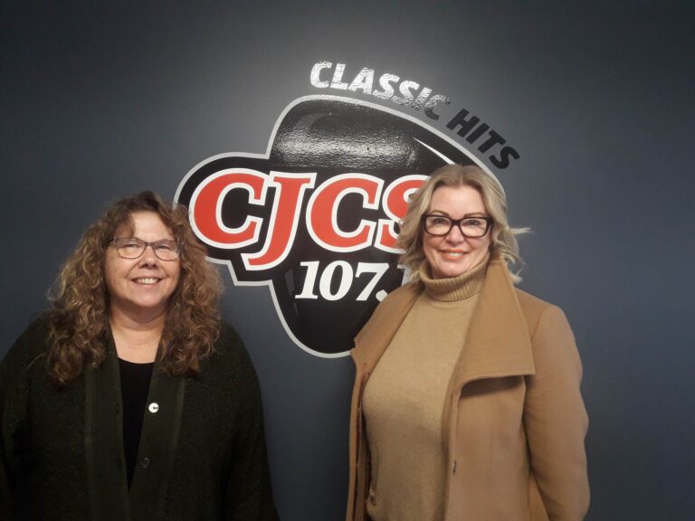 Danielle Amos with Cafe Bouffon and Lisa Wilde with The Emily Murphy Centre