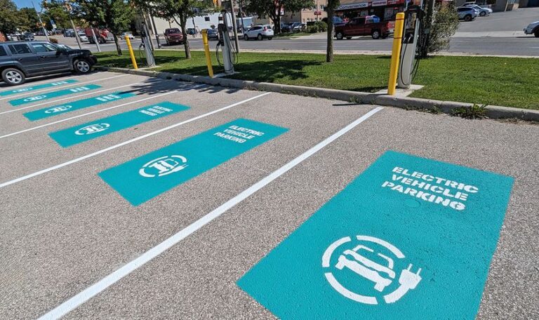 More electric vehicle charging stations now available in Stratford