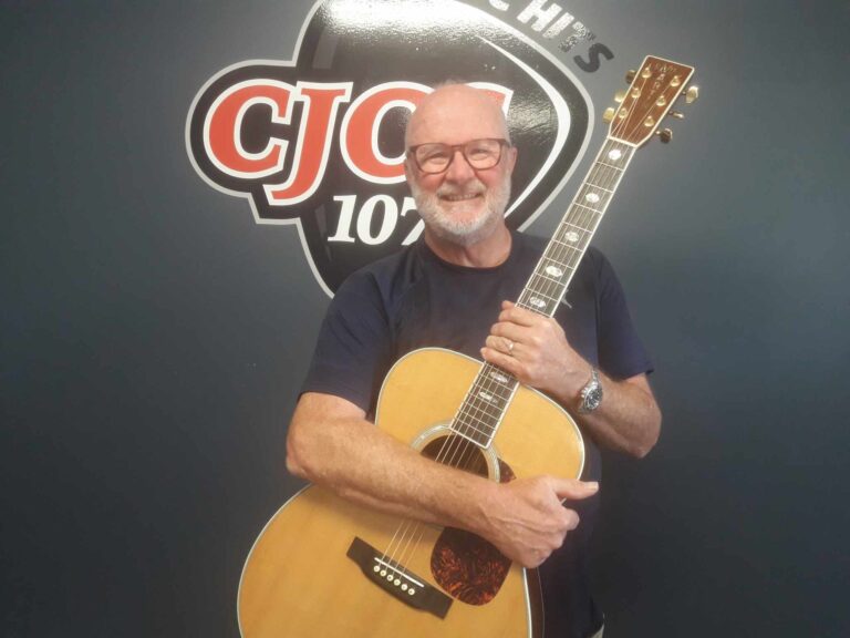 Steve Rae for The Legend Lives On Concert