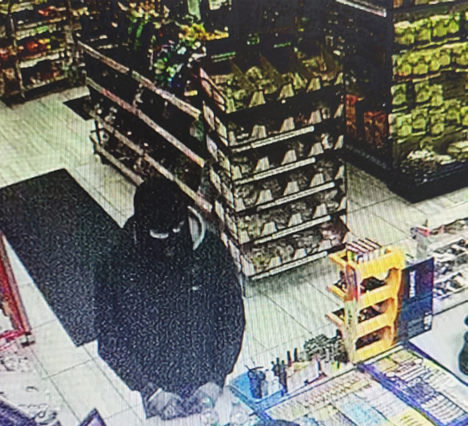 Police searching for suspect after Huntingford business robbed