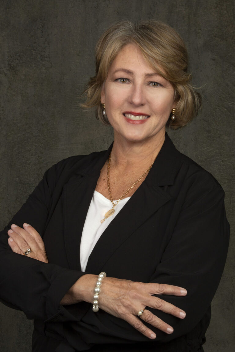 Local realtor recognized for leadership by chamber of commerce